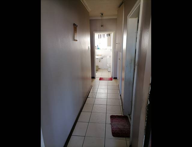 1 BEDROOM APARTMENT FOR SALE IN GQEBERHA CENTRAL